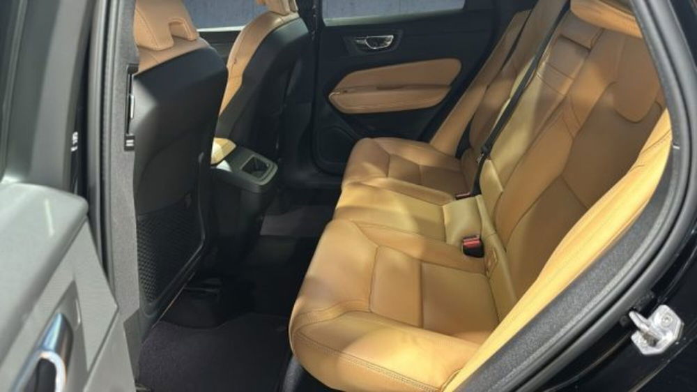 Volvo XC60 usata a Verona (12)