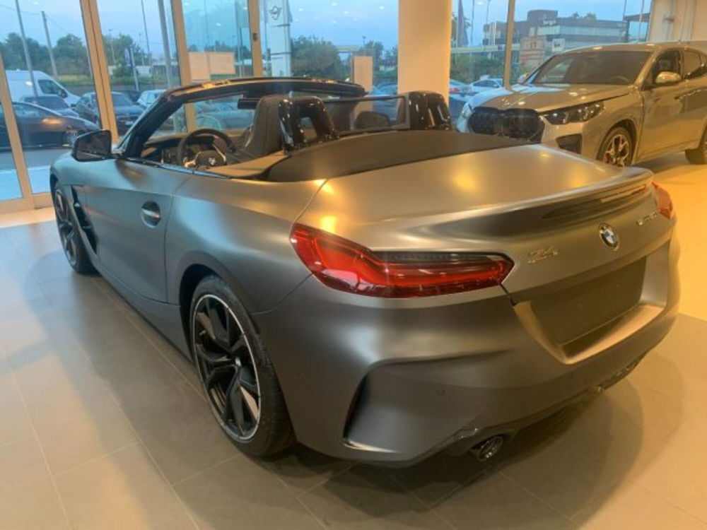 BMW Z4 Cabrio nuova a Lecce (8)