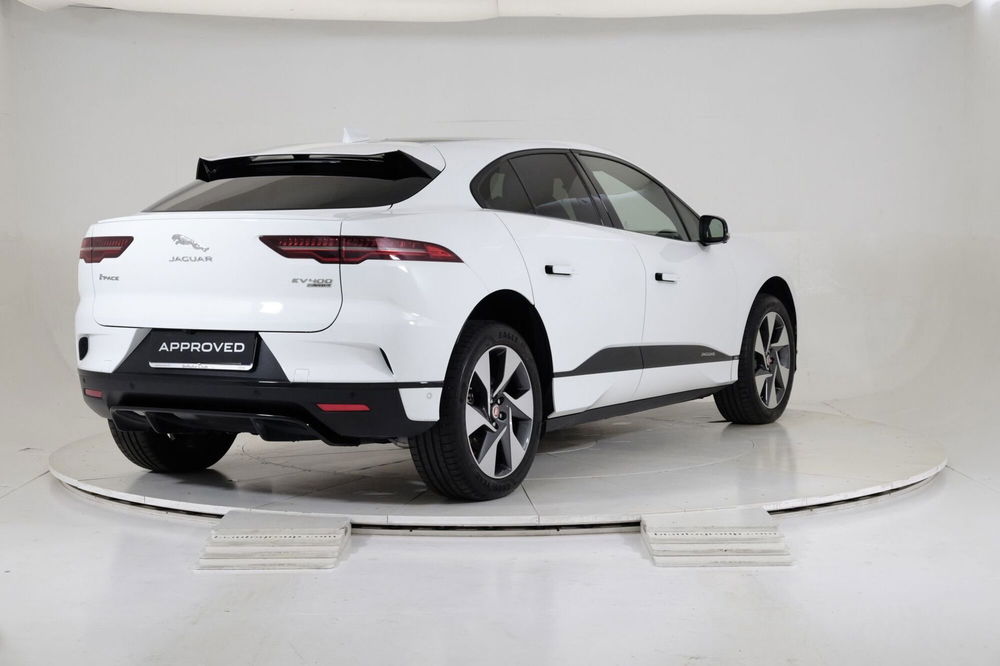 Jaguar I-Pace usata a Torino (2)