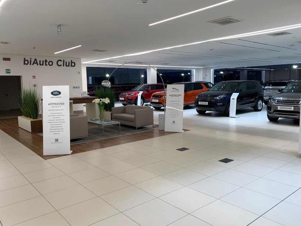 Land Rover Discovery Sport usata a Torino (14)