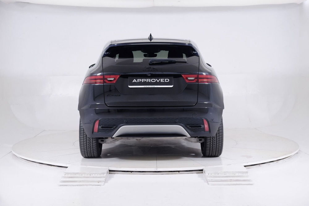 Jaguar E-Pace usata a Torino (7)