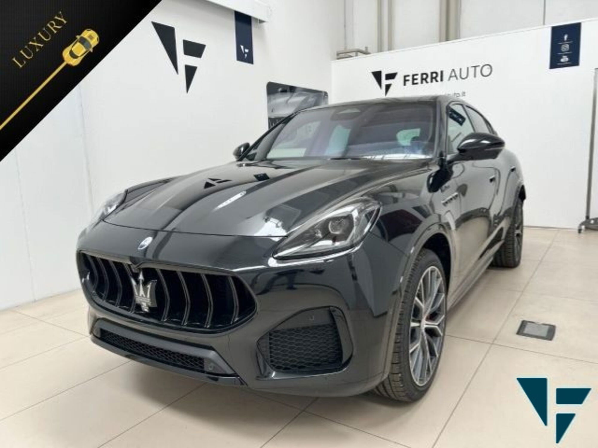 Maserati Grecale Grecale 2.0 mhev Modena 330cv auto del 2023 usata a Tavagnacco