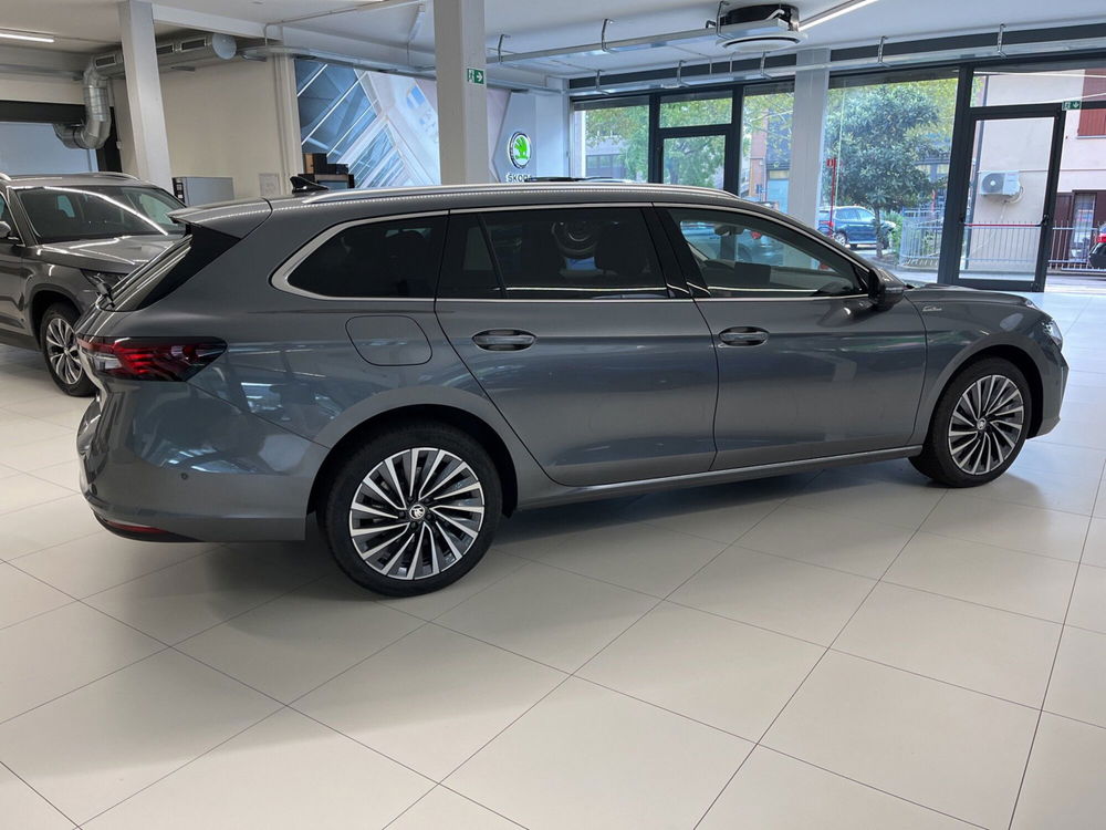 Skoda Superb Station Wagon nuova a Modena (5)