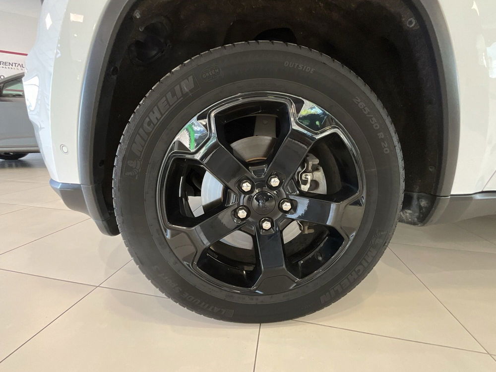 Jeep Grand Cherokee usata a Pescara (15)