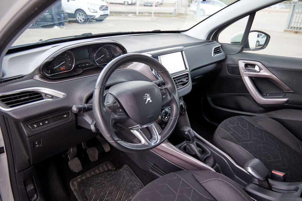 Peugeot 2008 usata a Teramo (8)