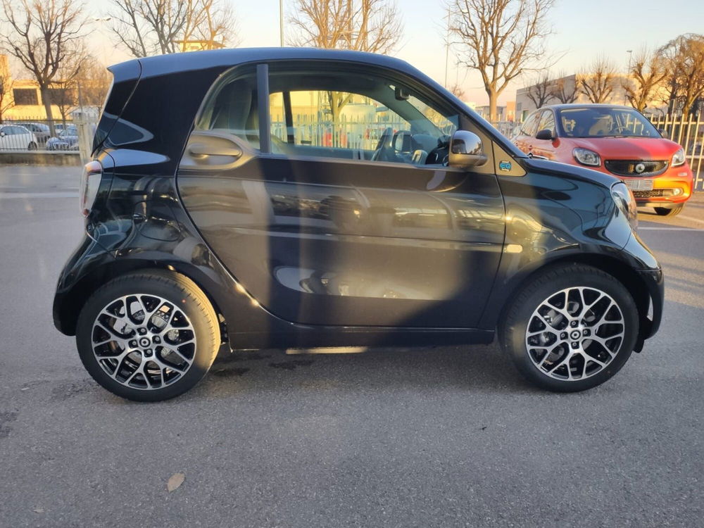 smart Fortwo nuova a Bergamo (5)