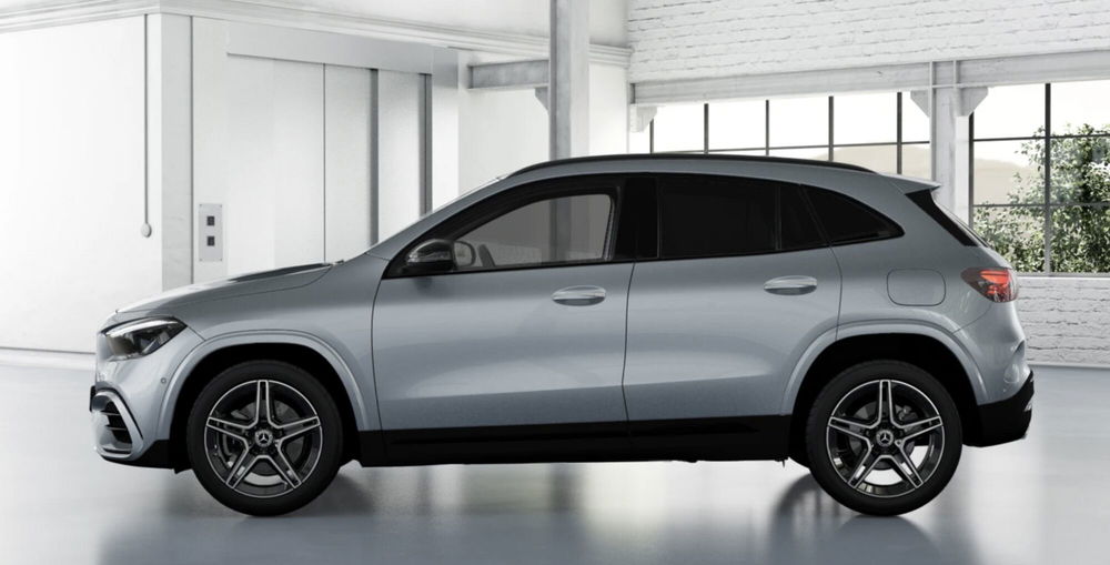 Mercedes-Benz GLA SUV nuova a Bergamo (3)