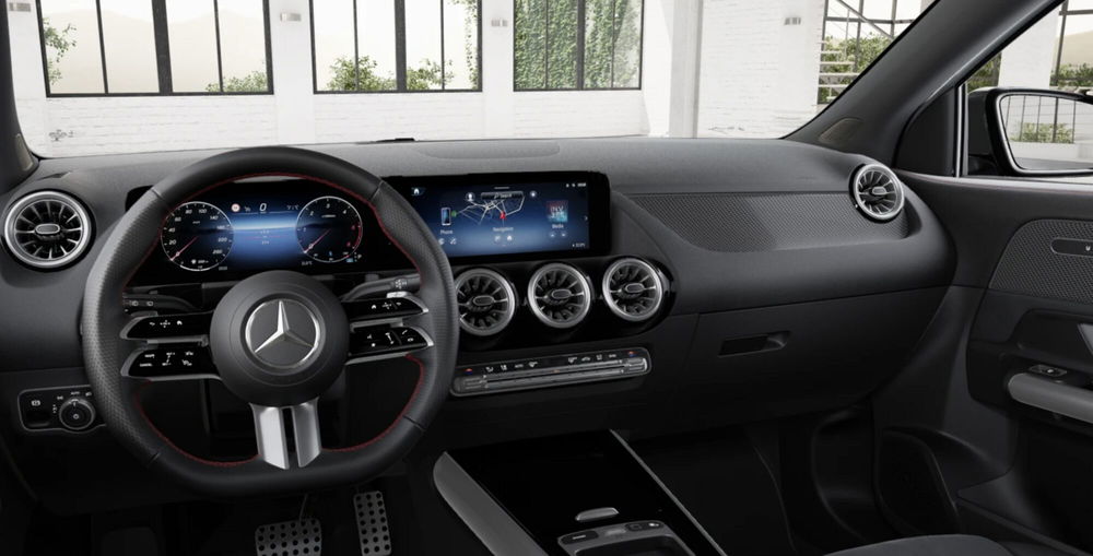 Mercedes-Benz GLA SUV nuova a Bergamo (5)