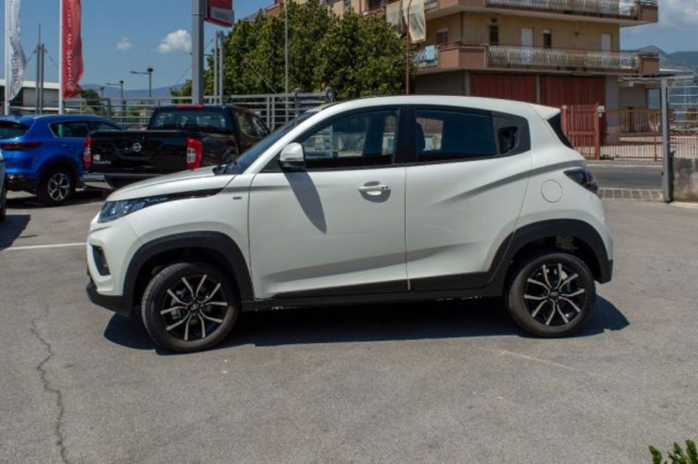 Mahindra KUV100 nuova a Latina (4)