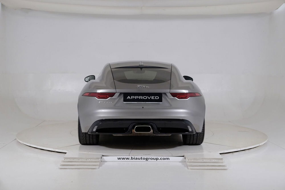 Jaguar F-Type Coupé usata a Torino (7)