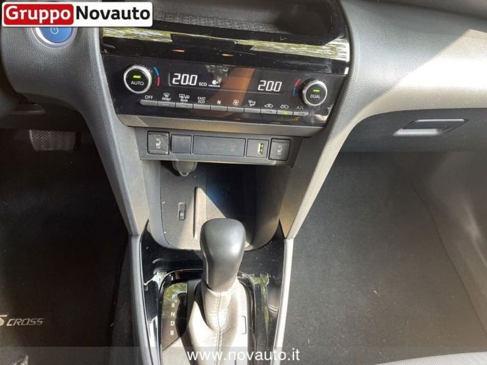 Toyota Yaris Cross usata a Varese (12)