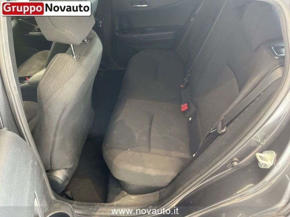 Toyota Toyota C-HR usata a Varese (8)