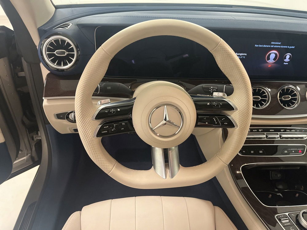 Mercedes-Benz Classe E Cabrio usata a Milano (20)