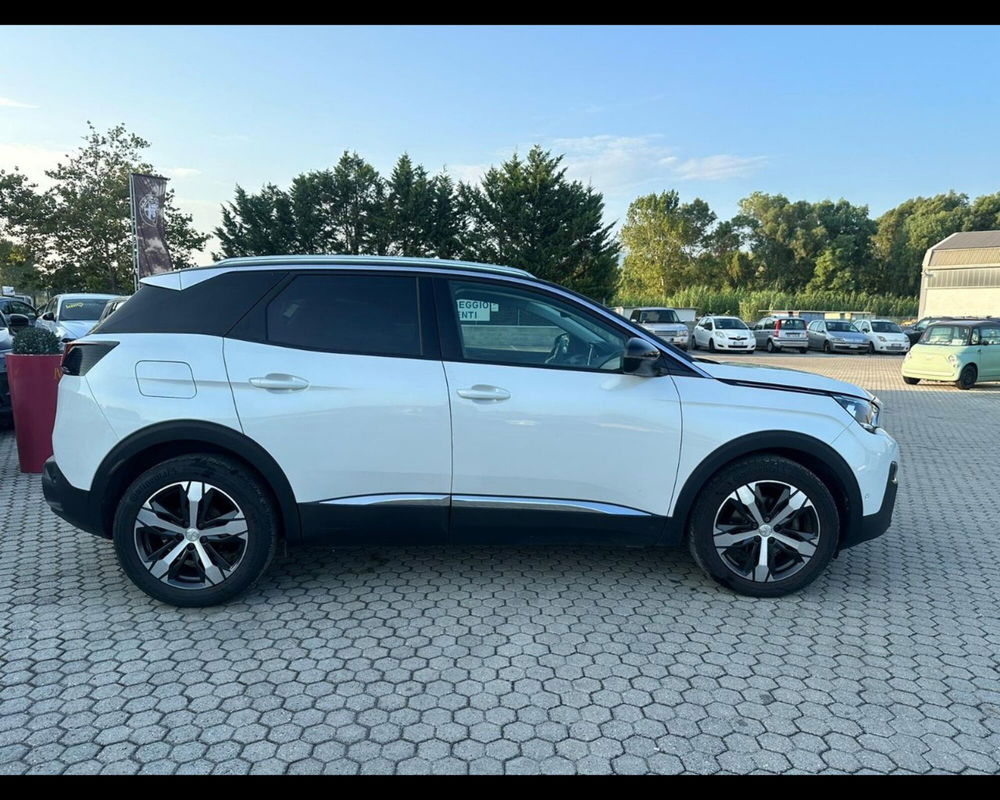 Peugeot 3008 usata a Lucca (8)