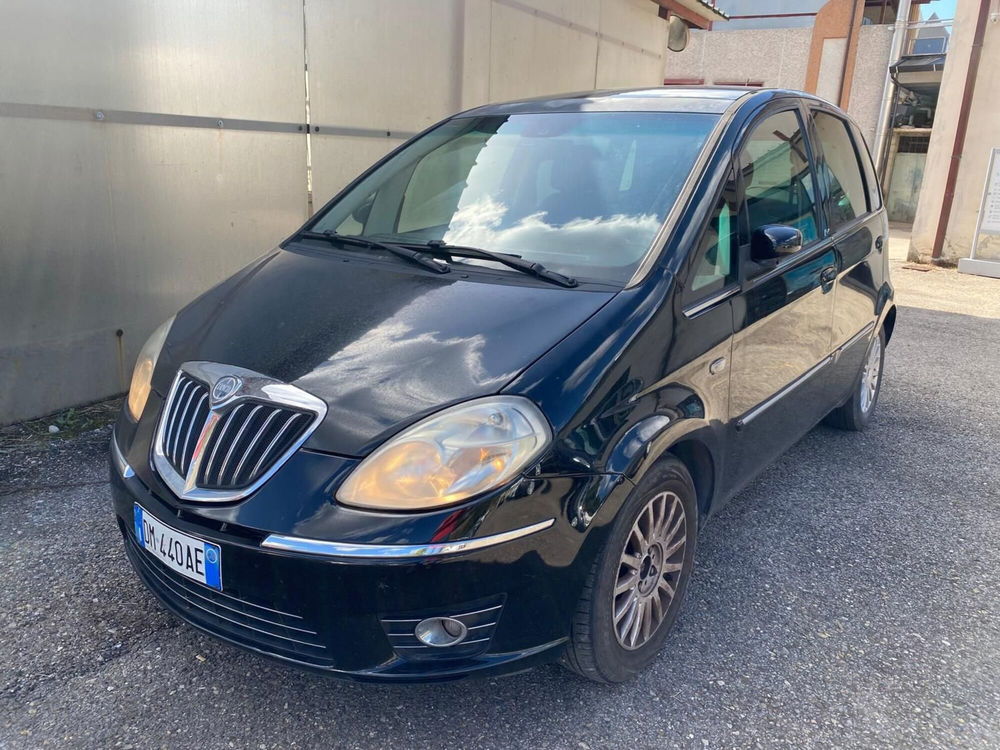 Lancia Musa usata a Arezzo