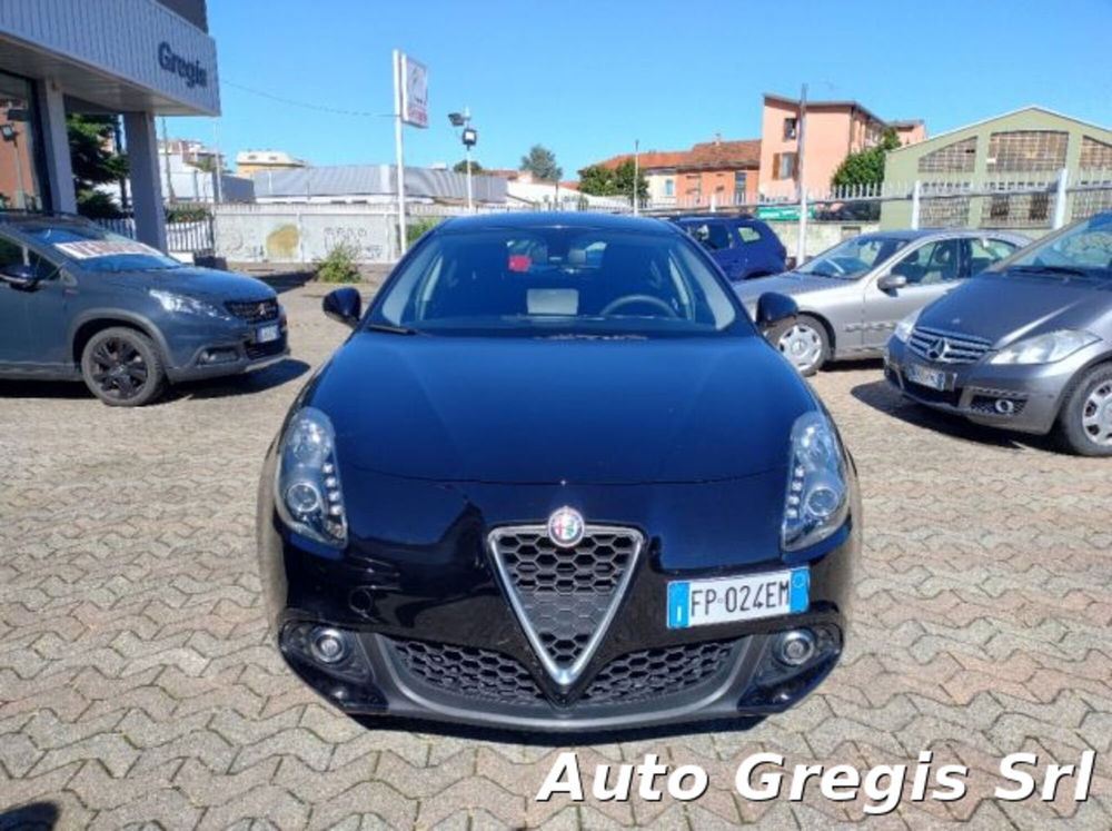 Alfa Romeo Giulietta usata a Milano (8)