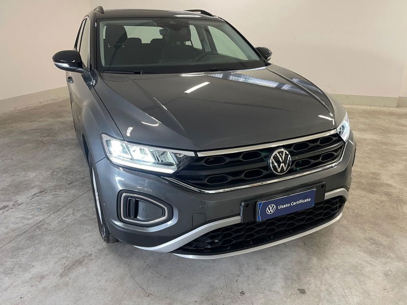 Volkswagen T-Roc 2.0 tdi R-Line 115cv del 2023 usata a Avezzano