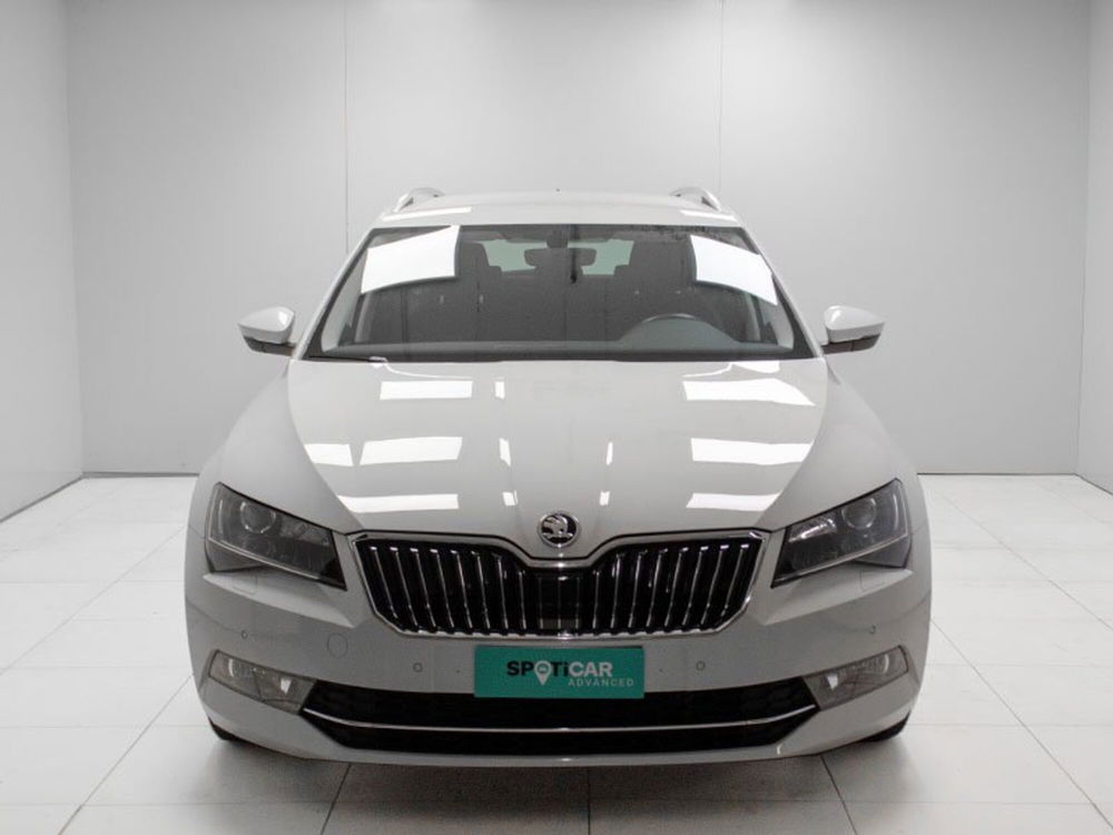 Skoda Superb Station Wagon usata a Padova (2)