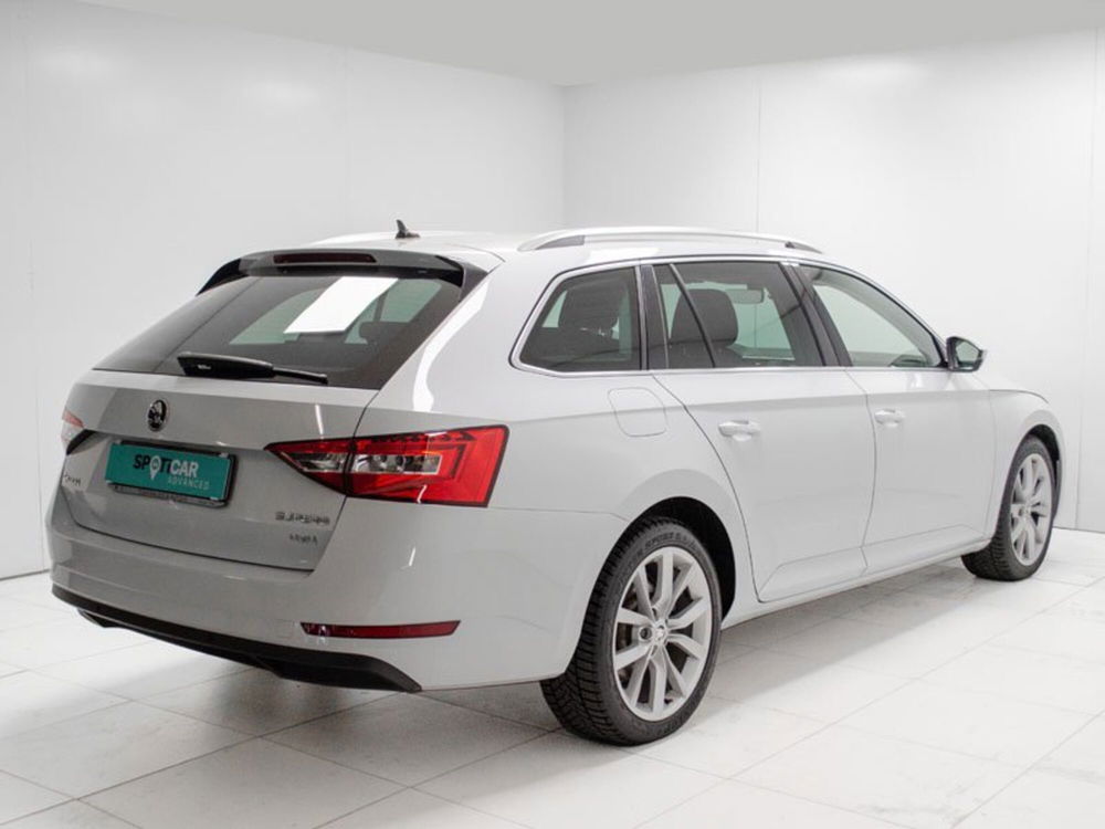 Skoda Superb Station Wagon usata a Padova (4)