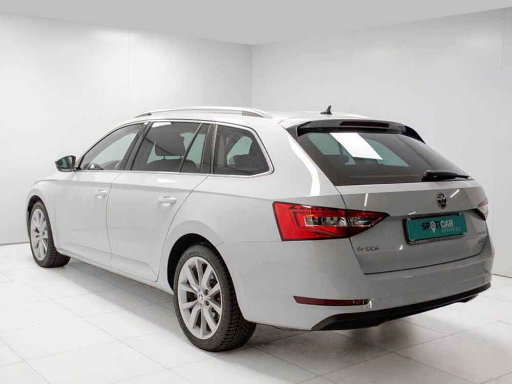 Skoda Superb Station Wagon usata a Padova (6)