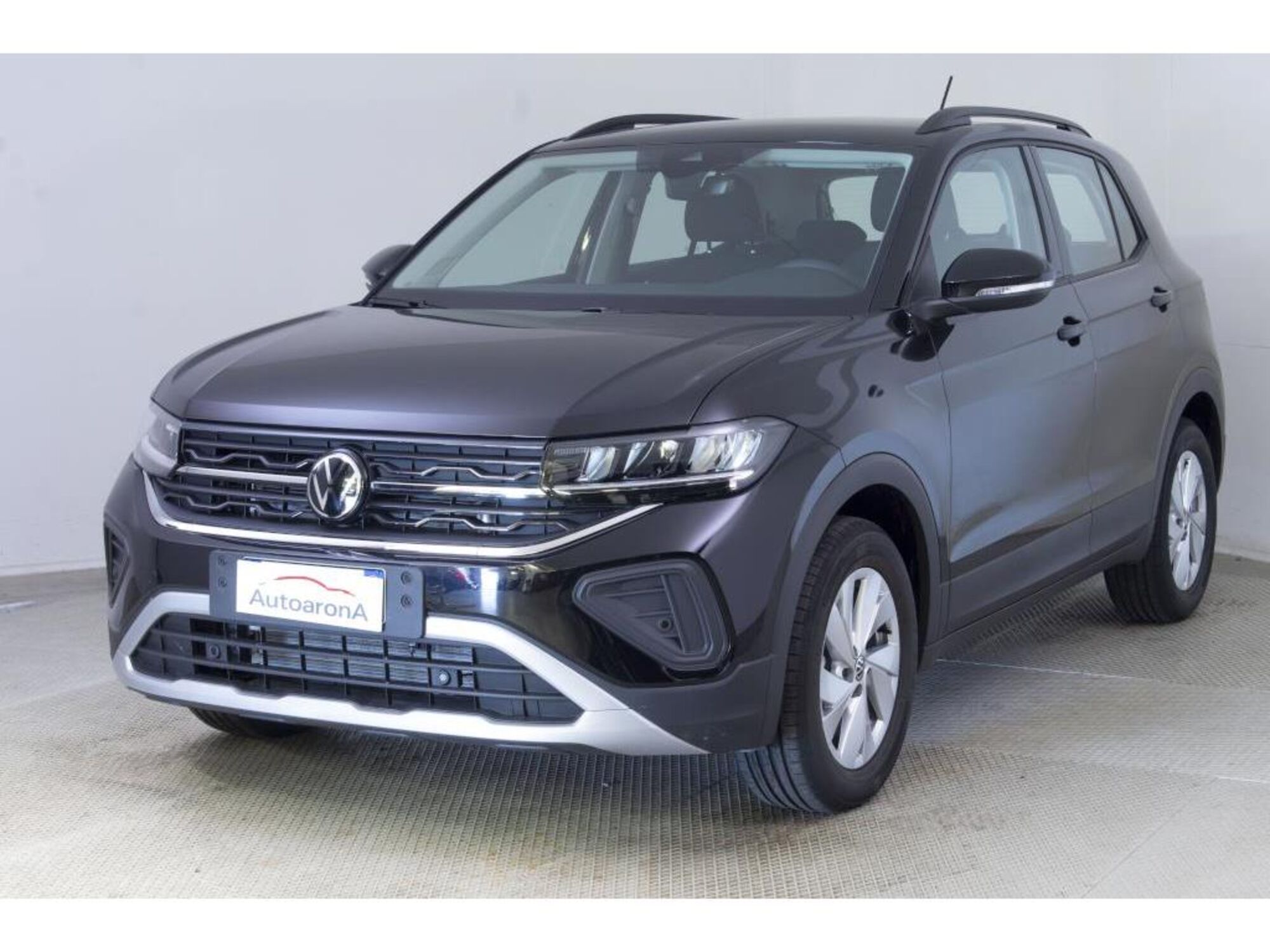 Volkswagen T-Cross 1.0 tsi Life 115cv nuova a Paruzzaro