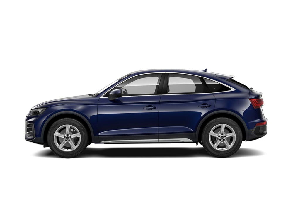 Audi Q5 Sportback nuova a Novara (2)