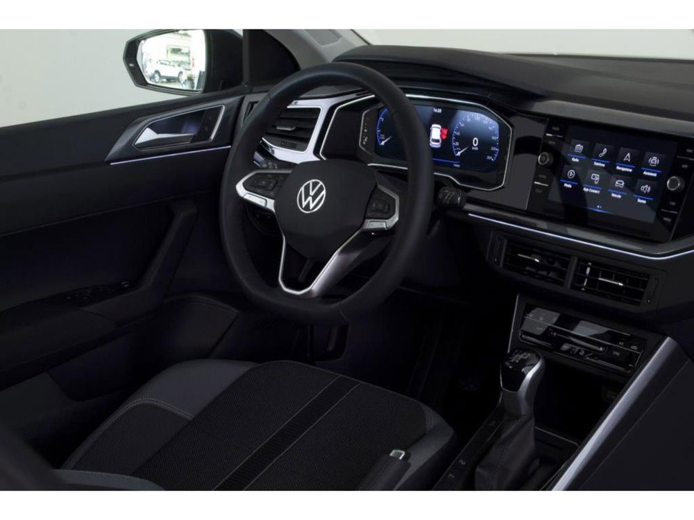 Volkswagen Polo nuova a Novara (6)