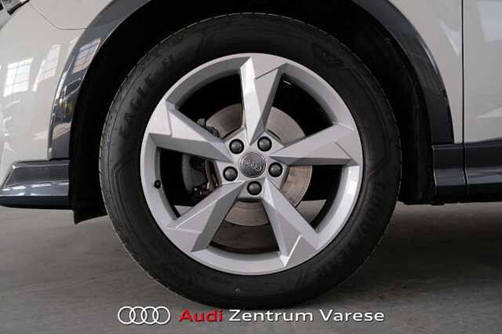 Audi Q3 Sportback usata a Varese (4)