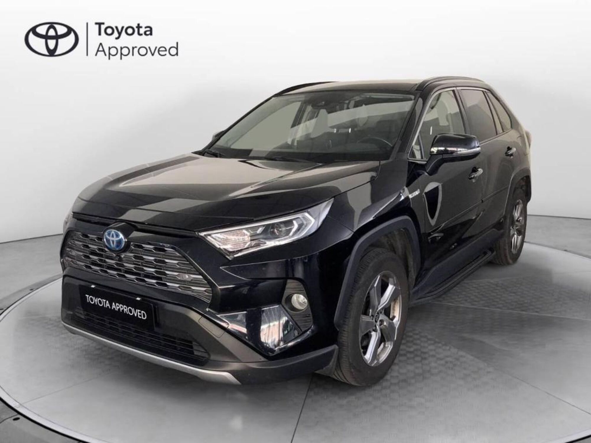 Toyota Rav4 vvt-ie h Lounge awd-i 222cv e-cvt del 2020 usata a Torino