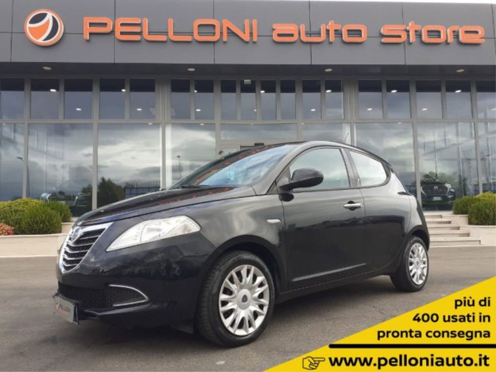 Lancia Ypsilon usata a Modena