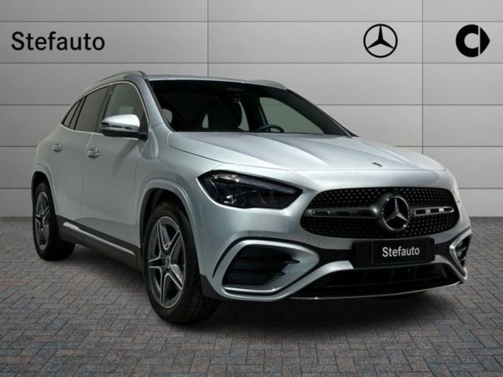 Mercedes-Benz GLA SUV nuova a Bologna