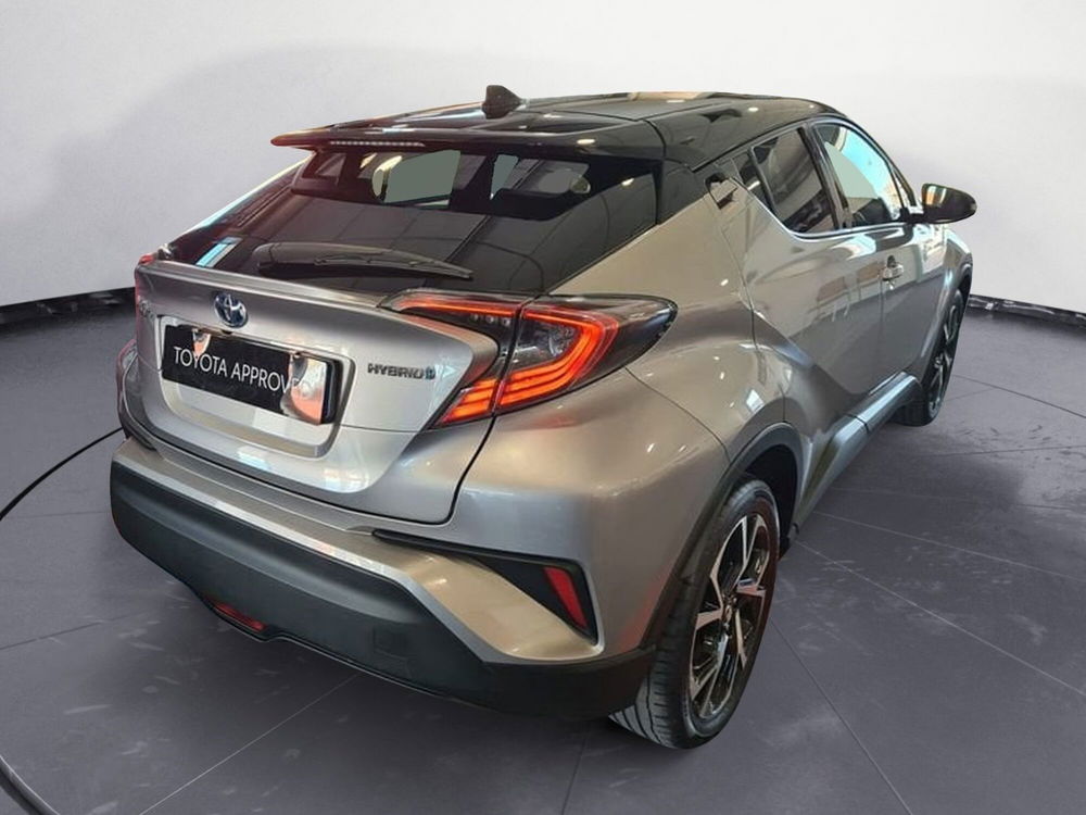 Toyota Toyota C-HR usata a Cagliari (5)