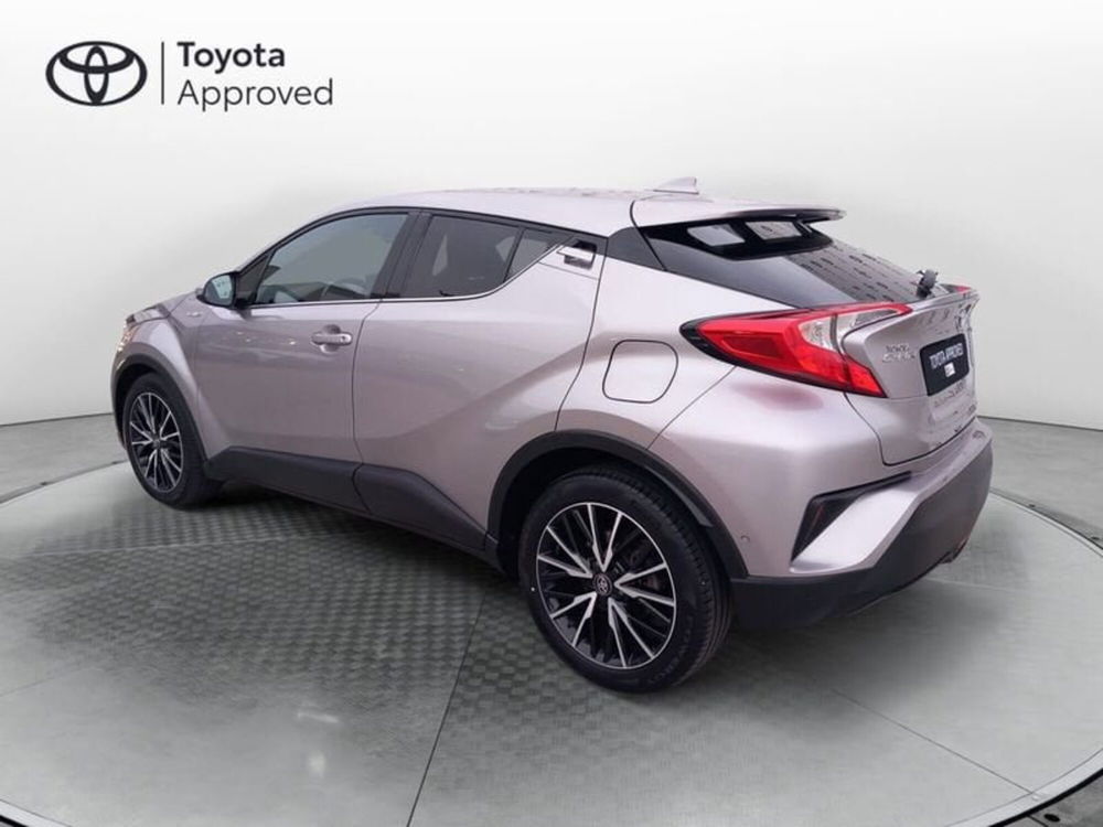 Toyota Toyota C-HR usata a Cagliari (4)