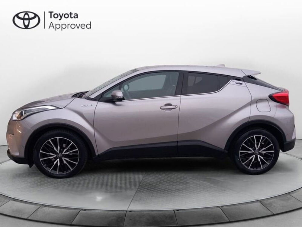 Toyota Toyota C-HR usata a Cagliari (5)