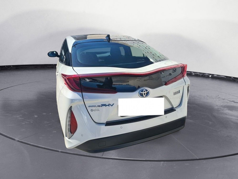 Toyota Prius Plug-in usata a Cagliari (7)