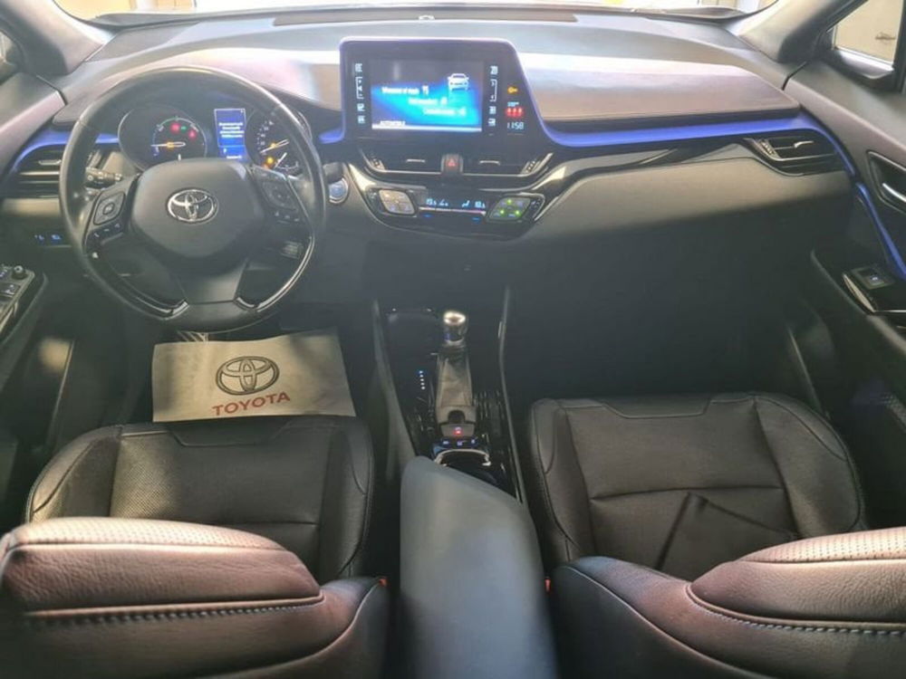 Toyota Toyota C-HR usata a Cagliari (13)