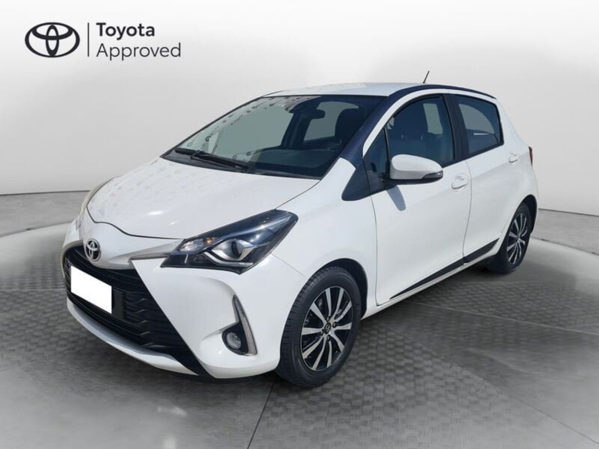 Toyota Yaris 1.0 5 porte Active  del 2017 usata a Cagliari