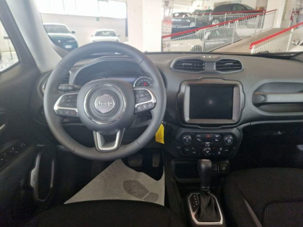 Jeep Renegade usata a Terni (11)