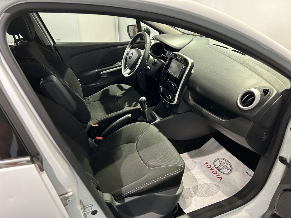 Renault Clio Sporter usata a Milano (14)