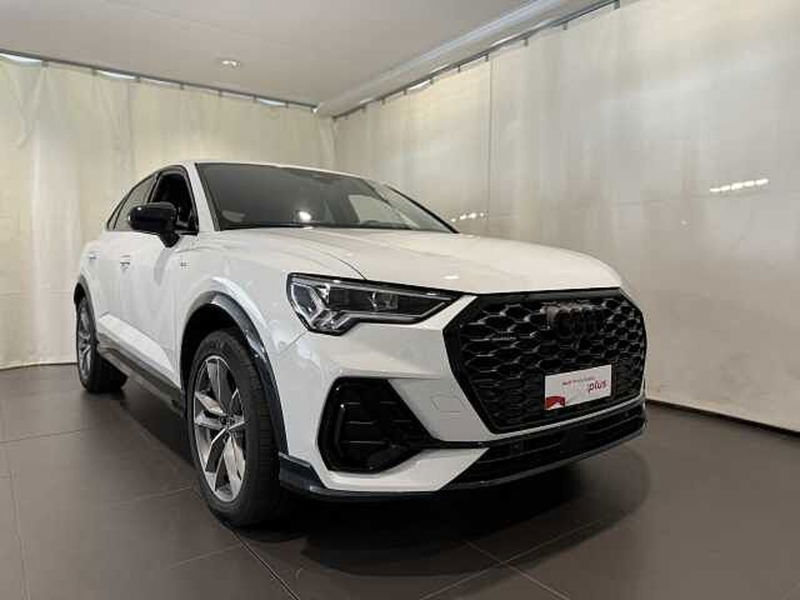 Audi Q3 Sportback 40 2.0 tfsi S line edition quattro s-tronic del 2023 usata a Genova