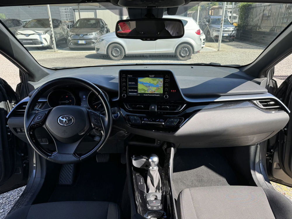 Toyota Toyota C-HR usata a Como (8)