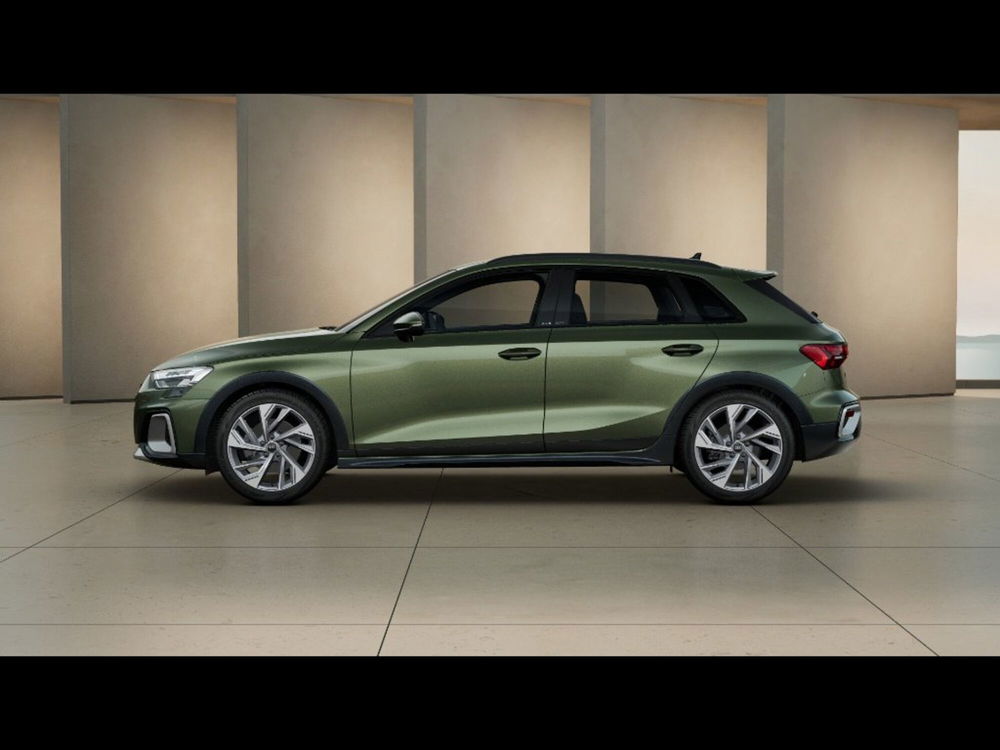 Audi A3 allstreet nuova a Livorno (2)