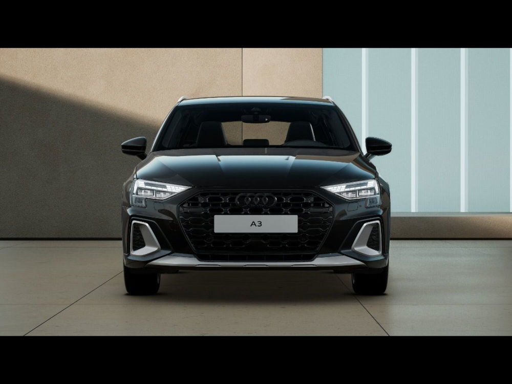 Audi A3 allstreet nuova a Livorno (4)