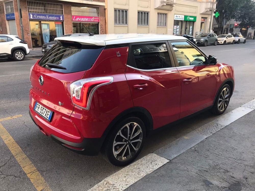 Ssangyong Tivoli usata a Milano (4)