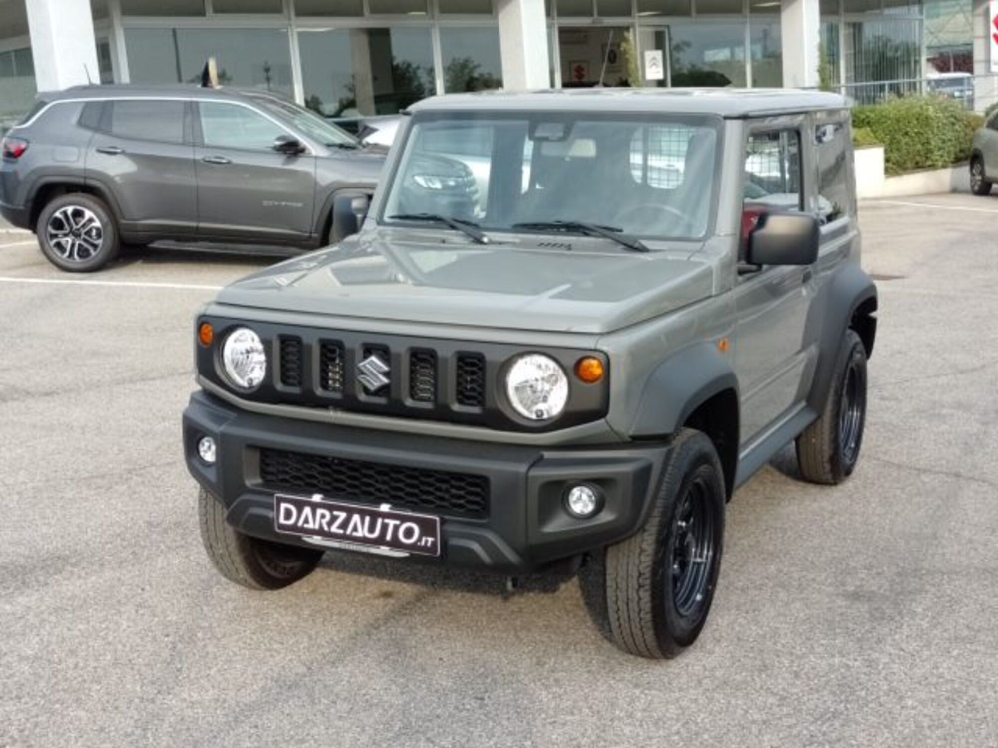 Suzuki Jimny 1.5 5MT Easy PRO (N1) nuova a Desenzano del Garda