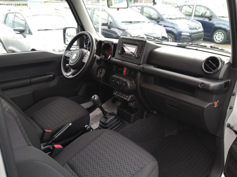 Suzuki Jimny nuova a Brescia (15)