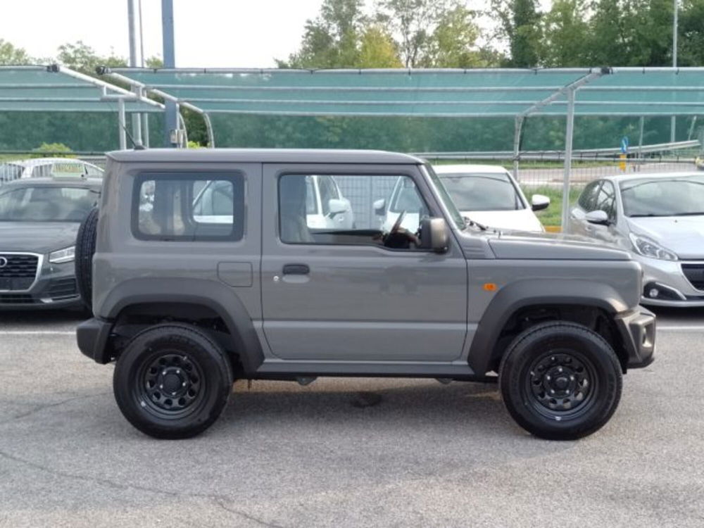 Suzuki Jimny nuova a Brescia (4)