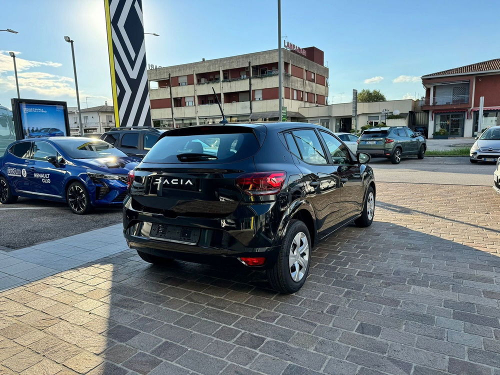 Dacia Sandero nuova a Treviso (3)