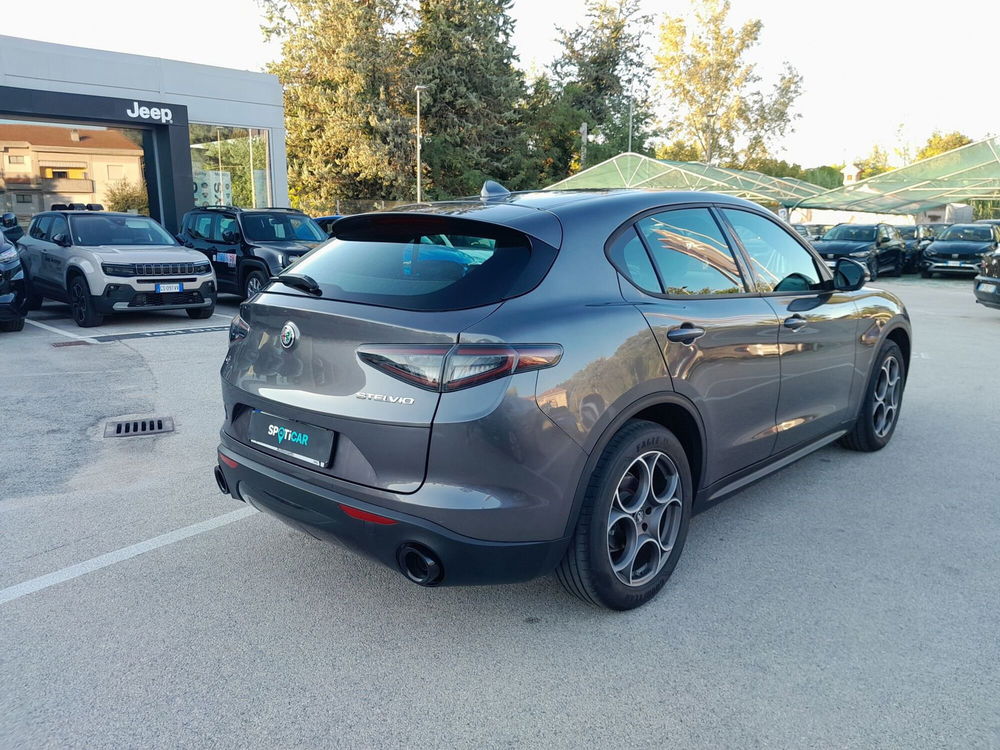 Alfa Romeo Stelvio usata a Ancona (5)