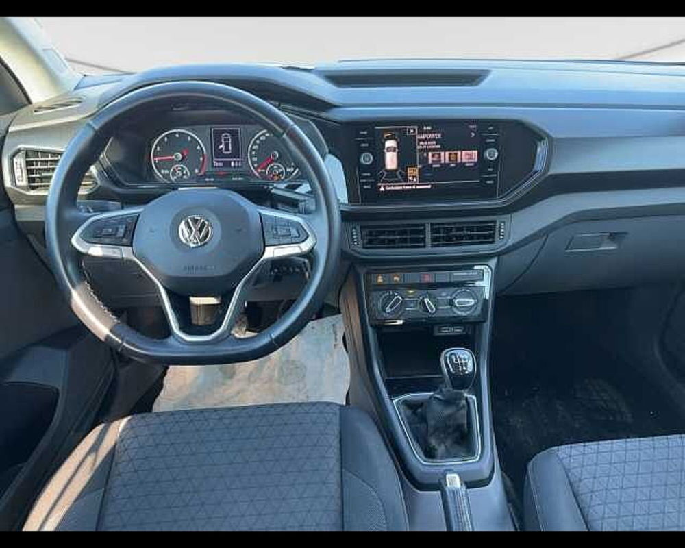 Volkswagen T-Cross usata a Roma (13)